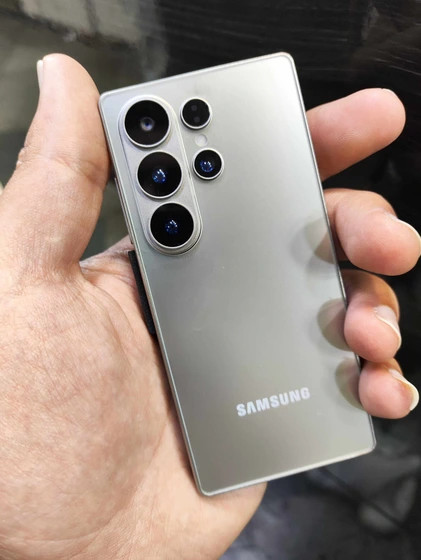 گوشی سویس S26 Ultra mini | حافظه 16 رم 2 گیگابایت